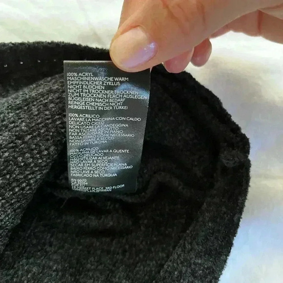 Urban Outfitters Womens Wrap Sweater Small Black Chenille Crop Top - Picture 5 of 5